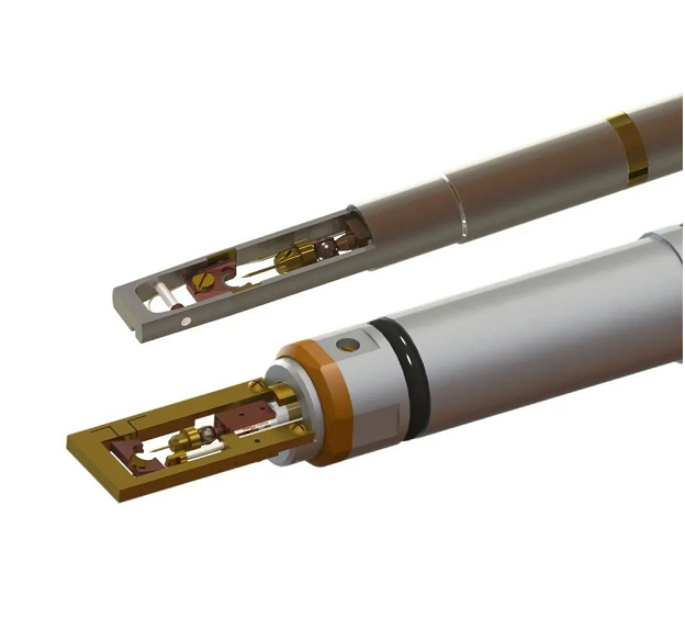 圖 實(shí)驗(yàn)過程中使用的原位TEM樣品桿